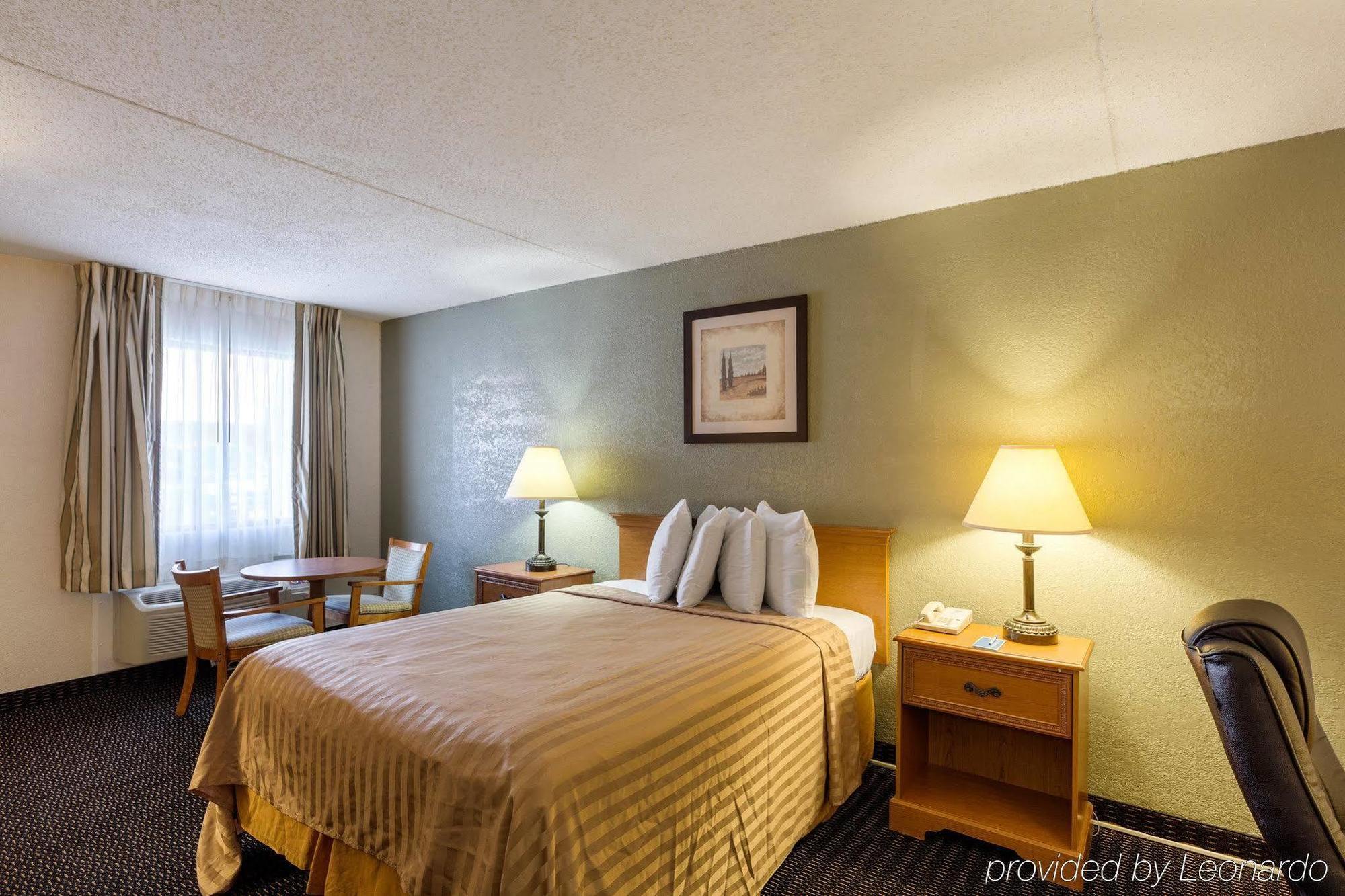 Sunrise Inn & Suites Ню Орлиънс Екстериор снимка
